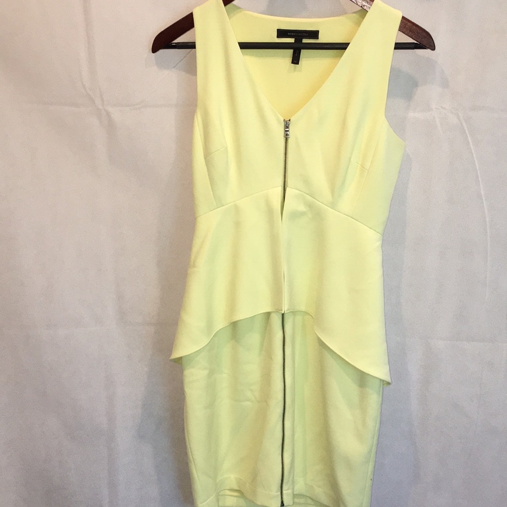 BCGB Maxazria Light Citrine V-Neck Sleeveless Front Zipped Dress | Size 2